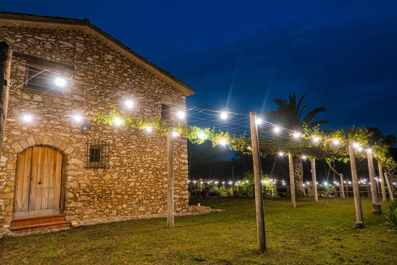 Masia Pou De La Vinya Sitges Buitenkant foto